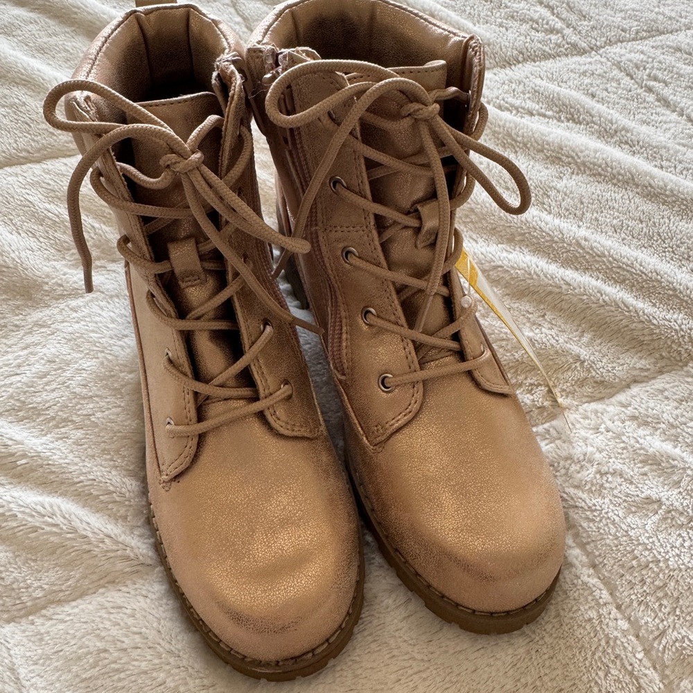 NWT DV by Dolce Vita Girl’s Rose Gold Boots